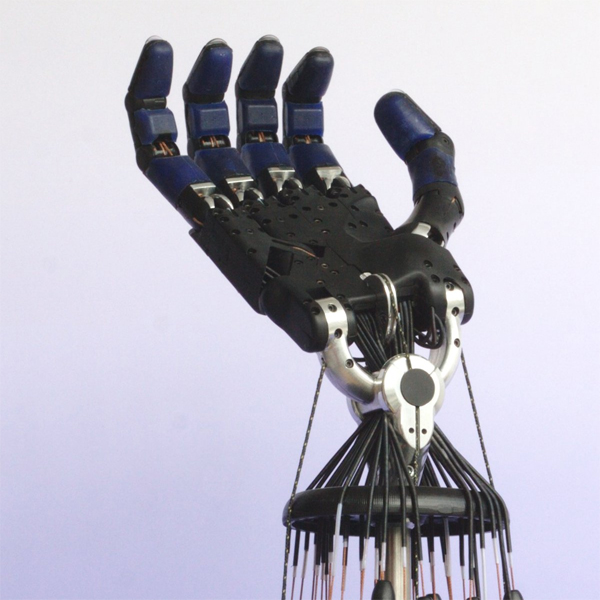 Роботы,сделай сам,роботизированная рука, Самодельщик создал роботизированную руку, как у Терминатора